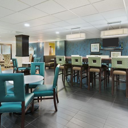 Holiday Inn Express Hotel & Suites Bentonville By Ihg Eksteriør bilde