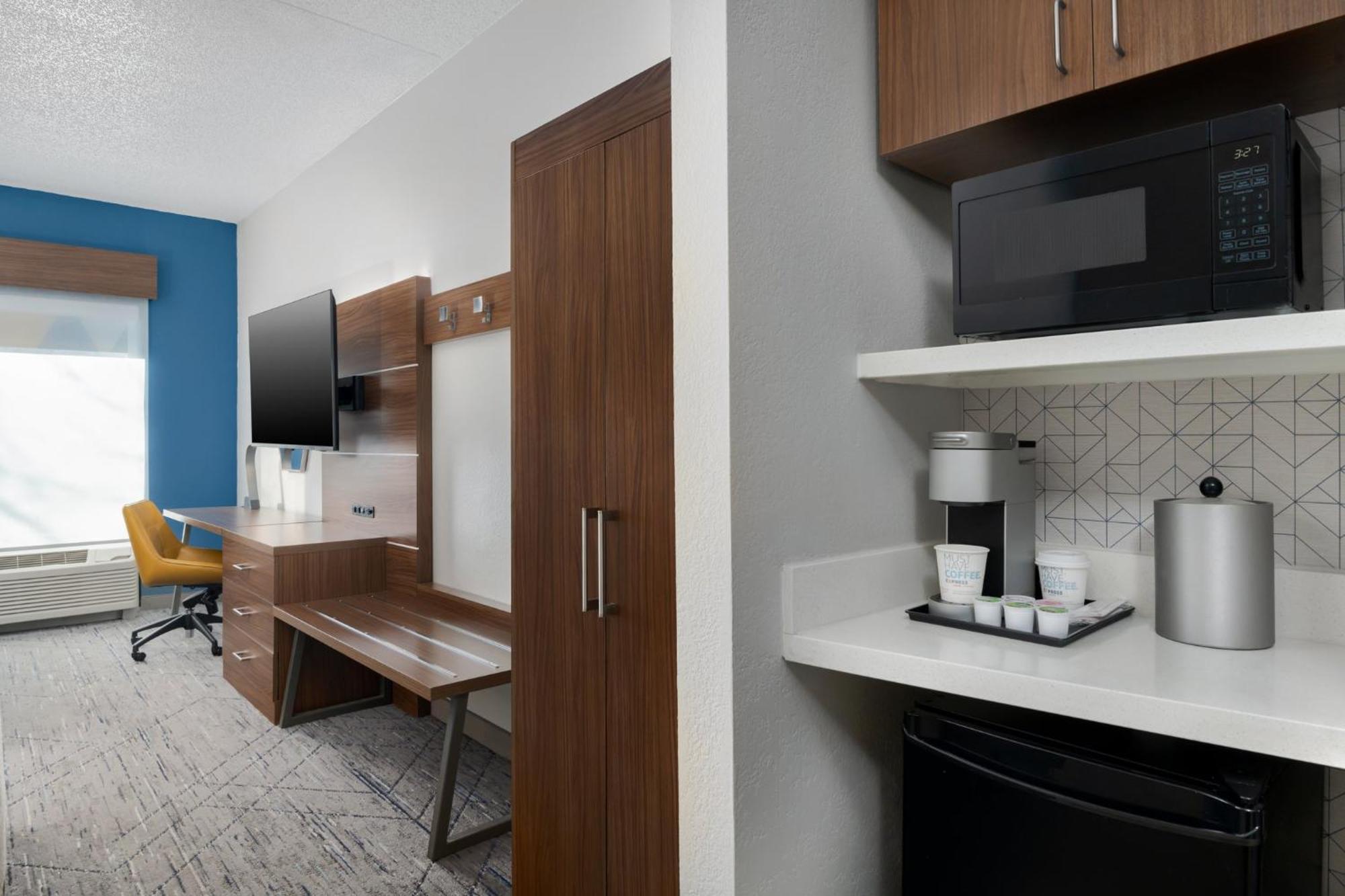 Holiday Inn Express Hotel & Suites Bentonville By Ihg Eksteriør bilde