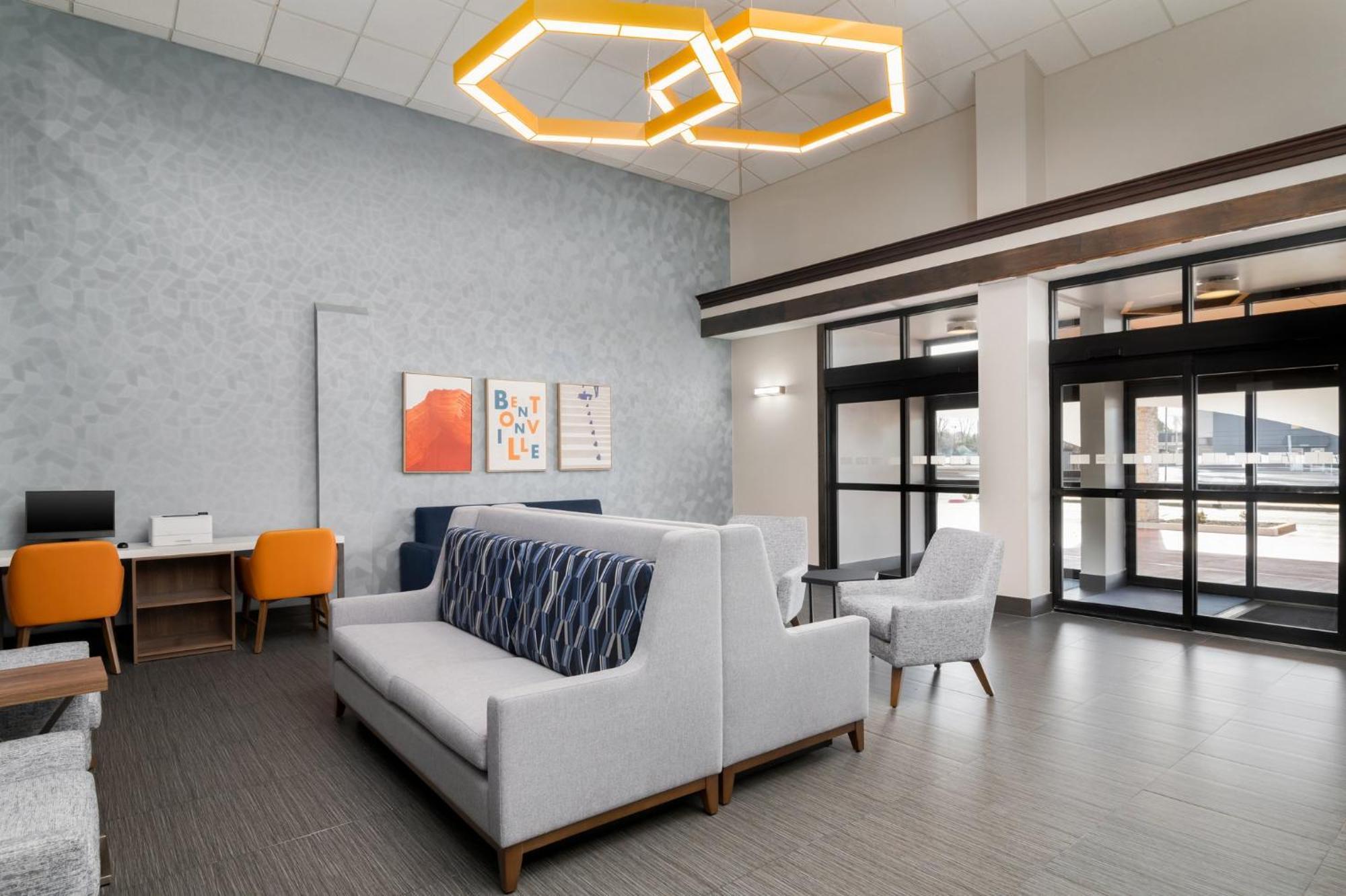 Holiday Inn Express Hotel & Suites Bentonville By Ihg Eksteriør bilde