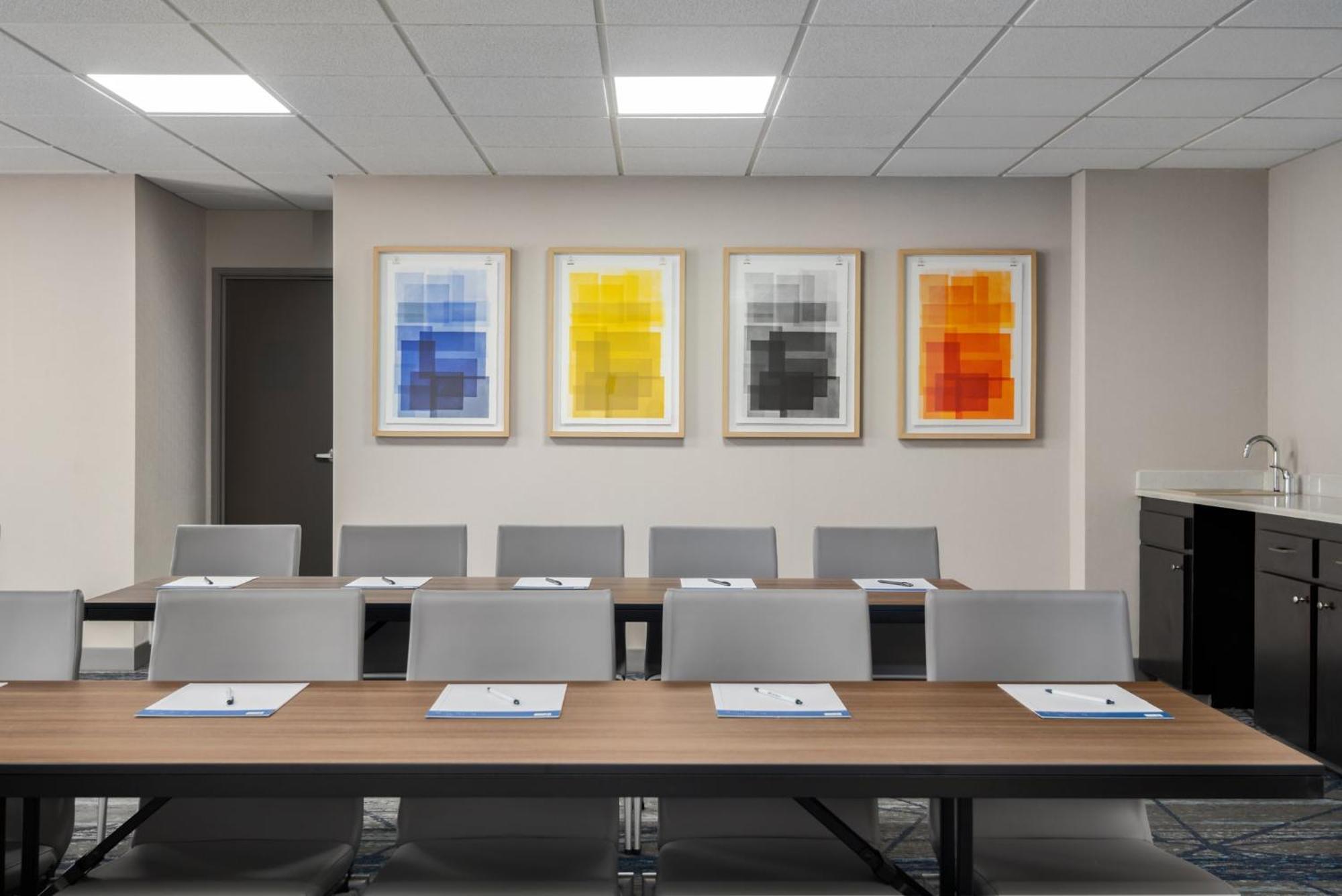 Holiday Inn Express Hotel & Suites Bentonville By Ihg Eksteriør bilde
