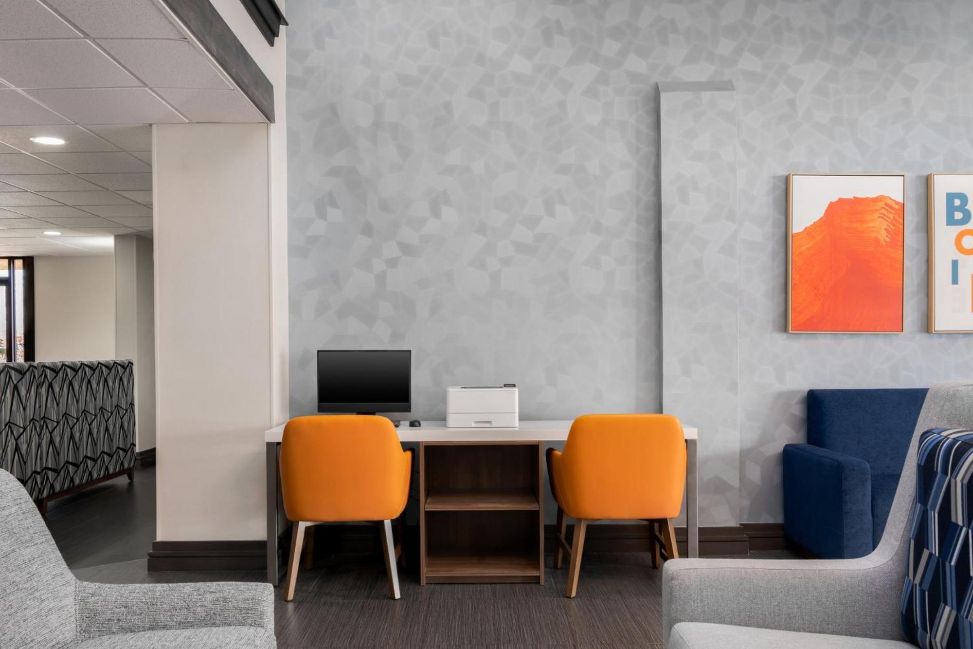 Holiday Inn Express Hotel & Suites Bentonville By Ihg Eksteriør bilde