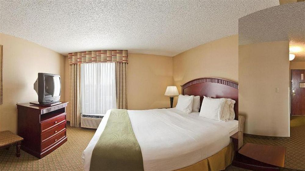 Holiday Inn Express Hotel & Suites Bentonville By Ihg Eksteriør bilde