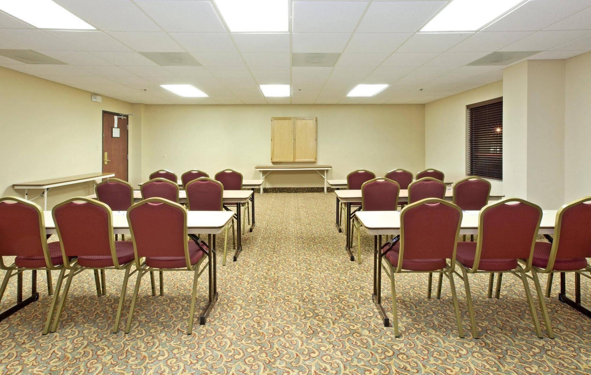 Holiday Inn Express Hotel & Suites Bentonville By Ihg Eksteriør bilde
